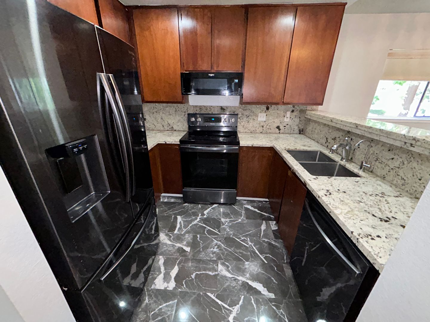 34768 Hemet Common - Fremont - California - 2 bed, 2 bath rental property