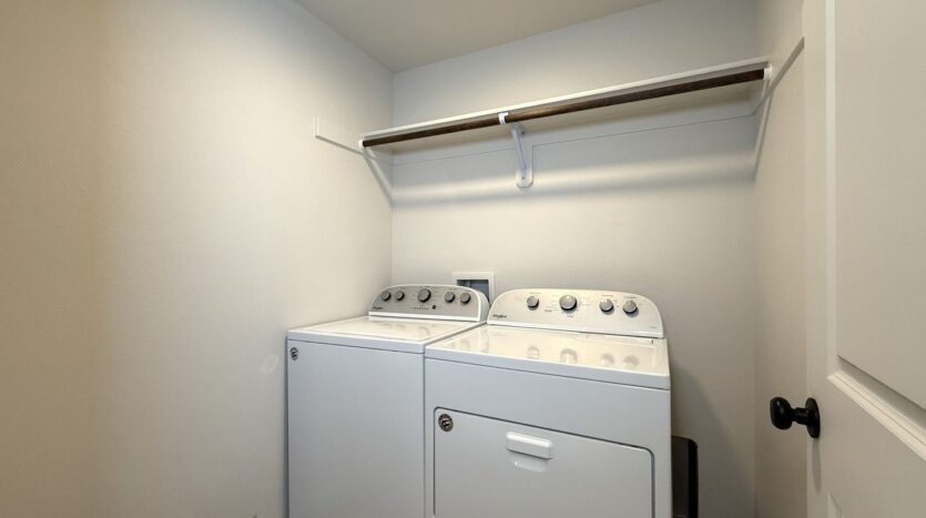 3483 NW 9th St  - Redmond - Oregon - 3 bed, 2 bath rental property