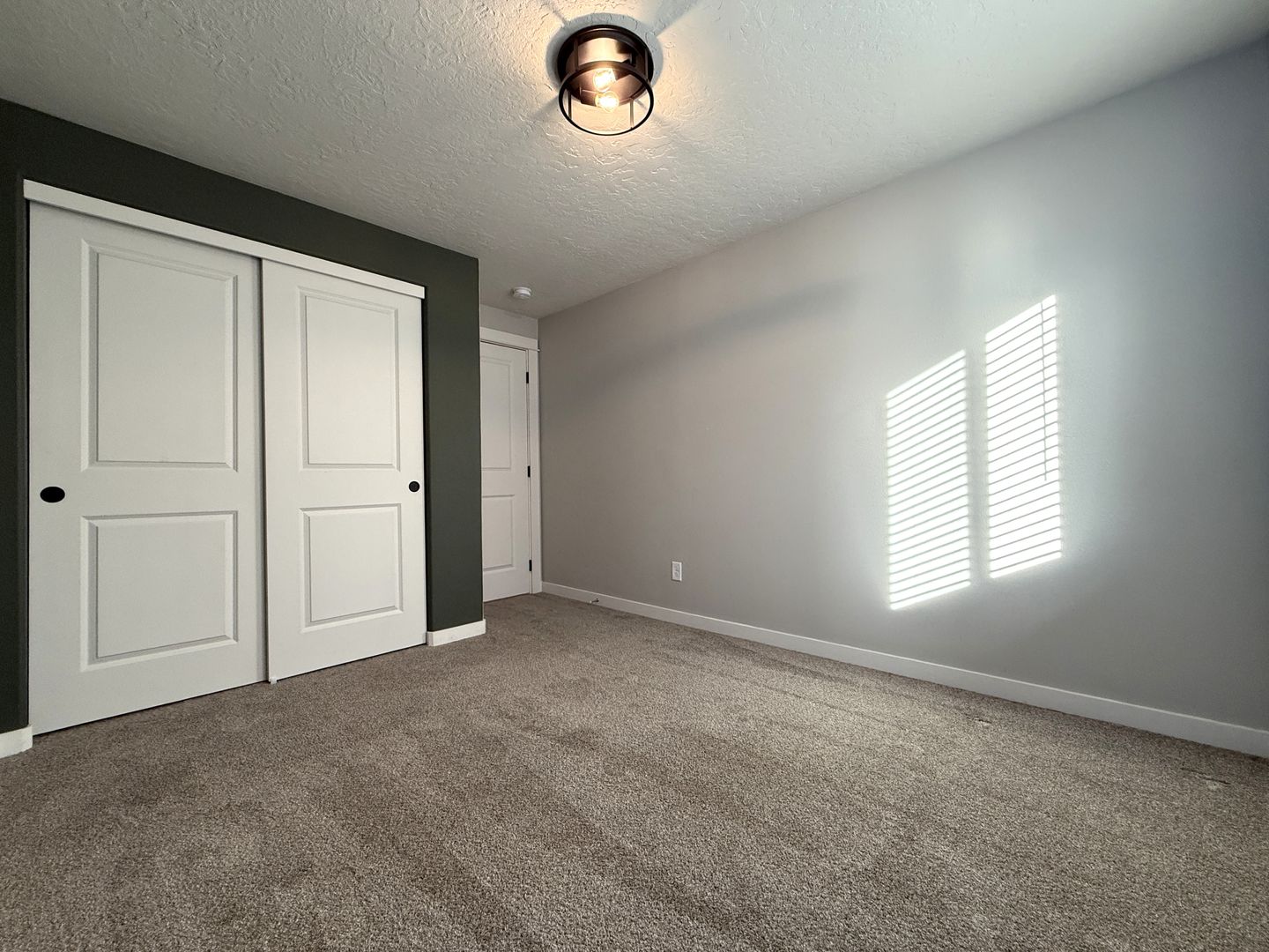 3483 NW 9th St  - Redmond - Oregon - 3 bed, 2 bath rental property