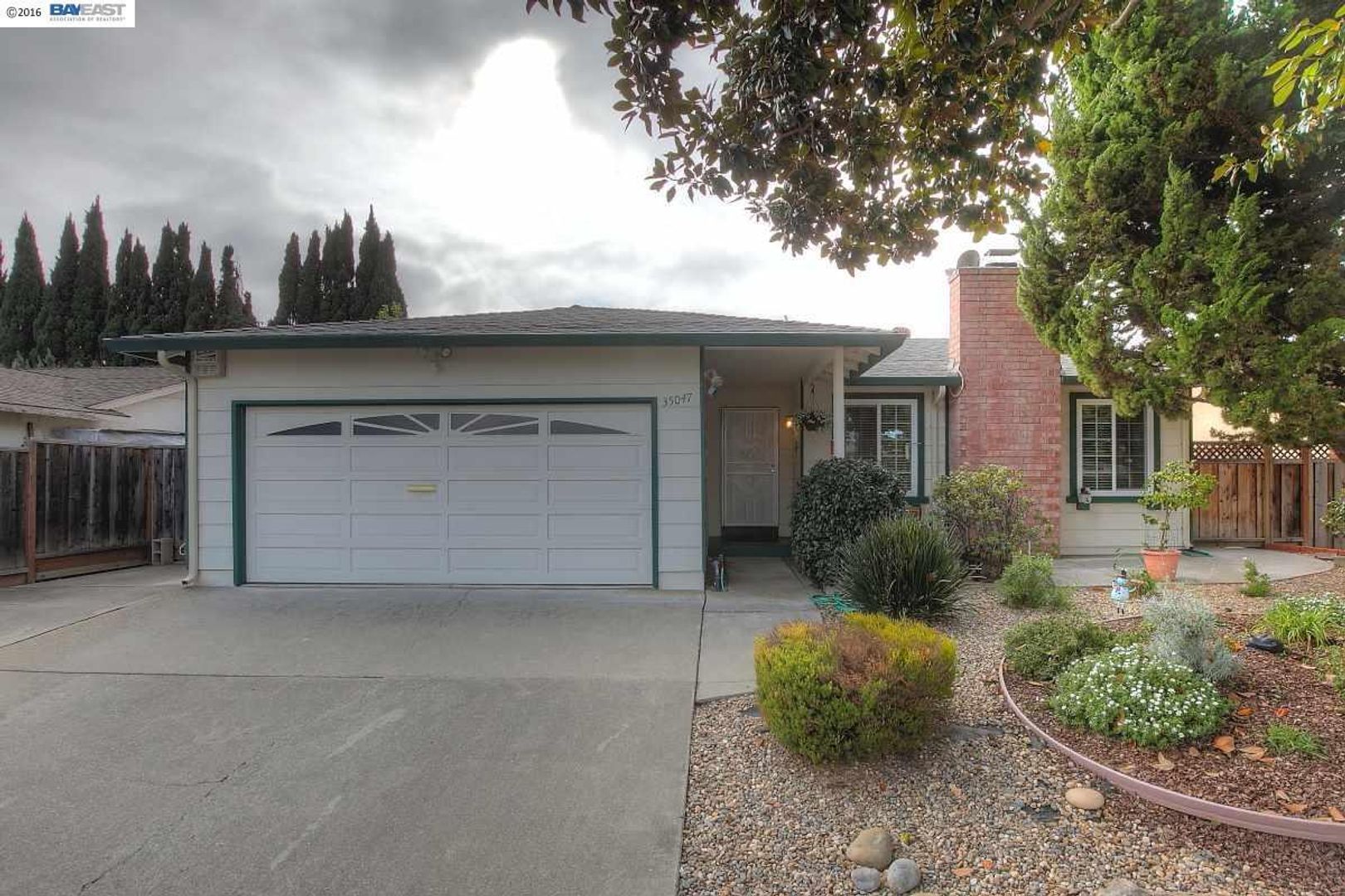 35047 Clover St - Union City - California - 4 bed, 2 bath rental property