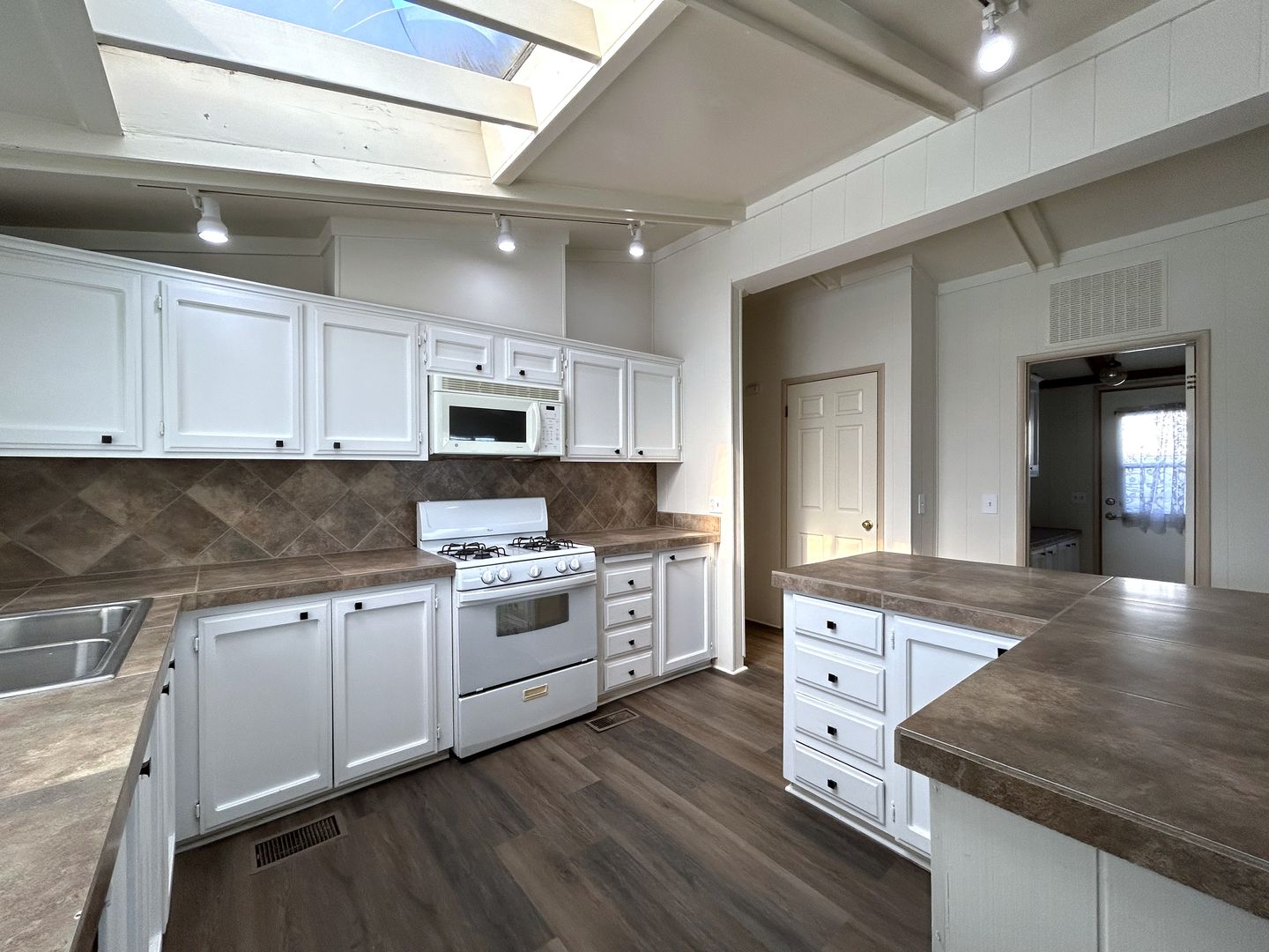 35249 Bandana Circle - Thousand Palms - California - 2 bed, 2 bath rental property