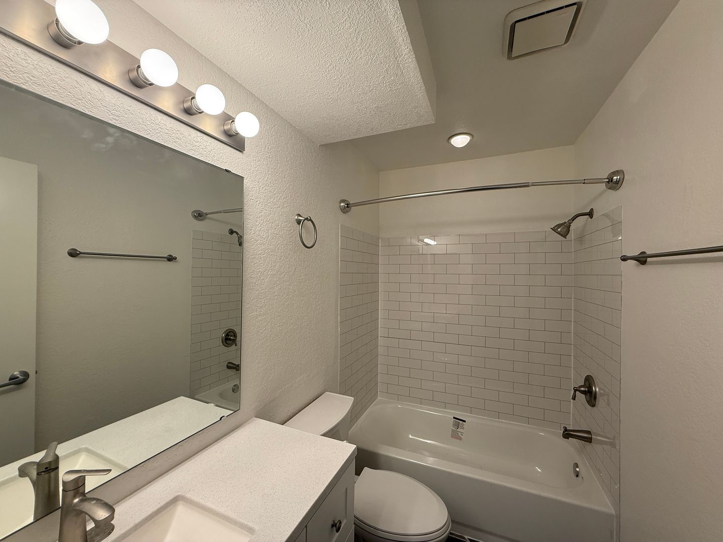 3527 E. Ave R12 - Palmdale - California - 3 bed, 2 bath rental property