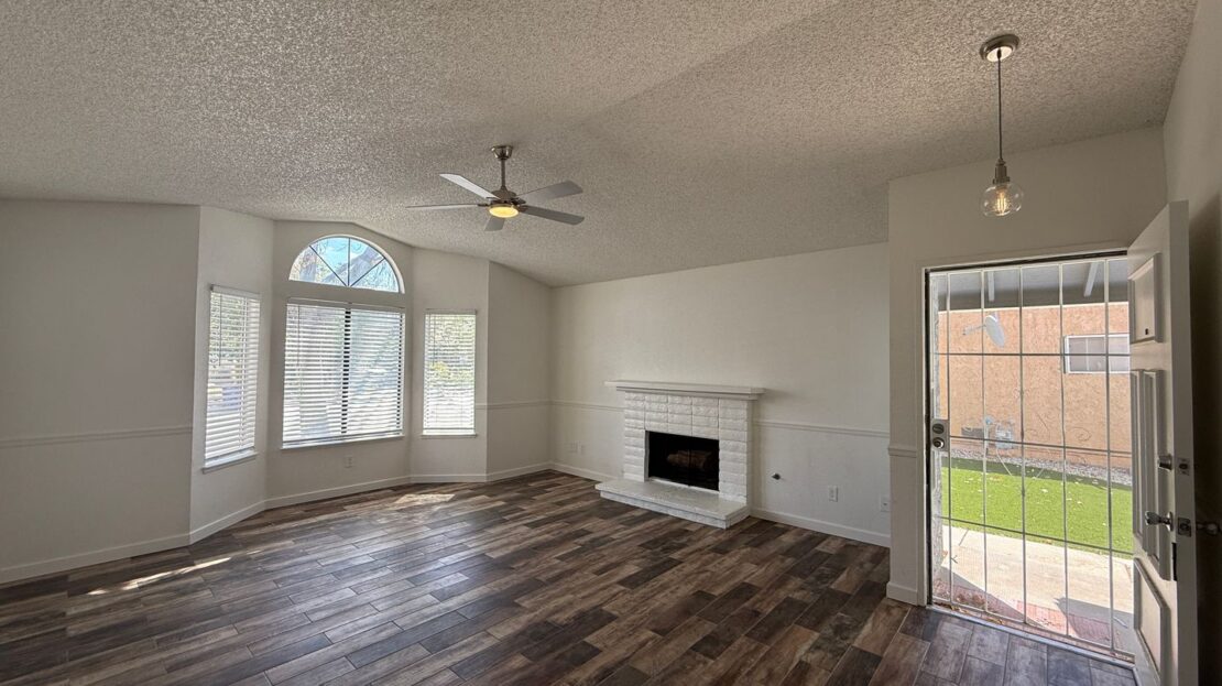 3527 E. Ave R12 - Palmdale - California - 3 bed, 2 bath rental property