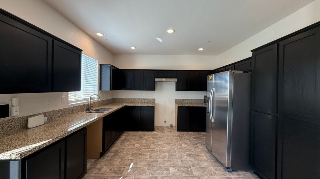 3628 Mt. San Gorgonia Ave - Rosamond - California - 4 bed, 2.5 bath rental property