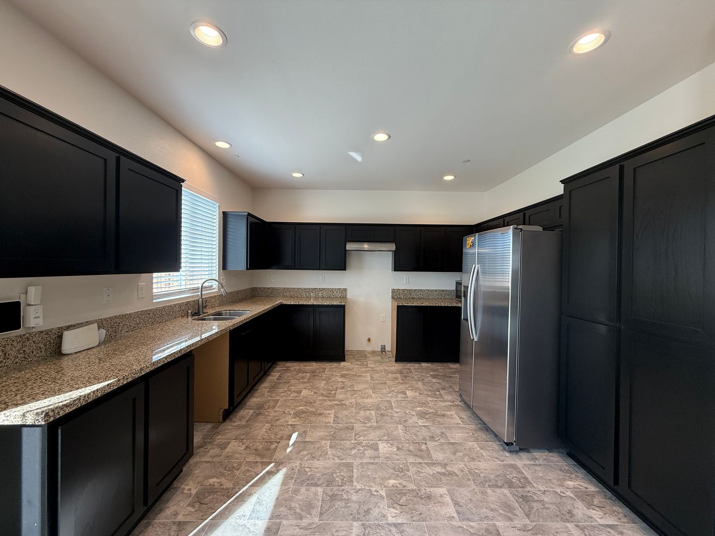 3628 Mt. San Gorgonia Ave - Rosamond - California - 4 bed, 2.5 bath rental property