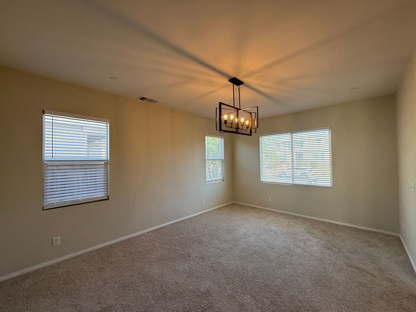 3628 Mt. San Gorgonia Ave - Rosamond - California - 4 bed, 2.5 bath rental property