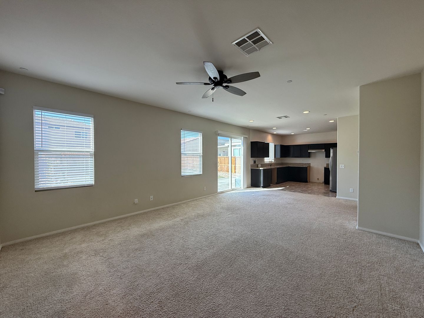 3628 Mt. San Gorgonia Ave - Rosamond - California - 4 bed, 2.5 bath rental property