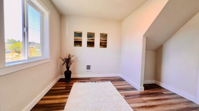 3637 S Ainsworth Ave - Tacoma - Washington - 4 bed, 2 bath rental property