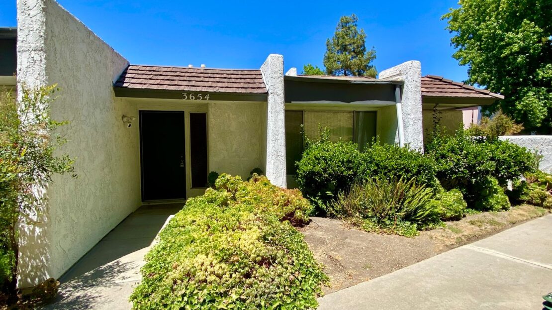 3654 Summershore Lane  - Westlake Village - California - 3 bed, 2 bath rental property