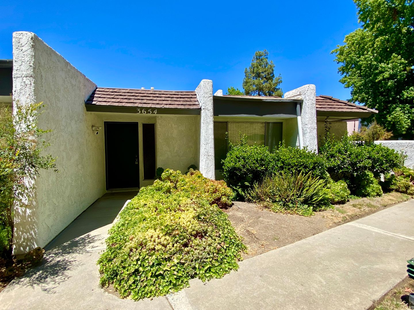 3654 Summershore Lane  - Westlake Village - California - 3 bed, 2 bath rental property