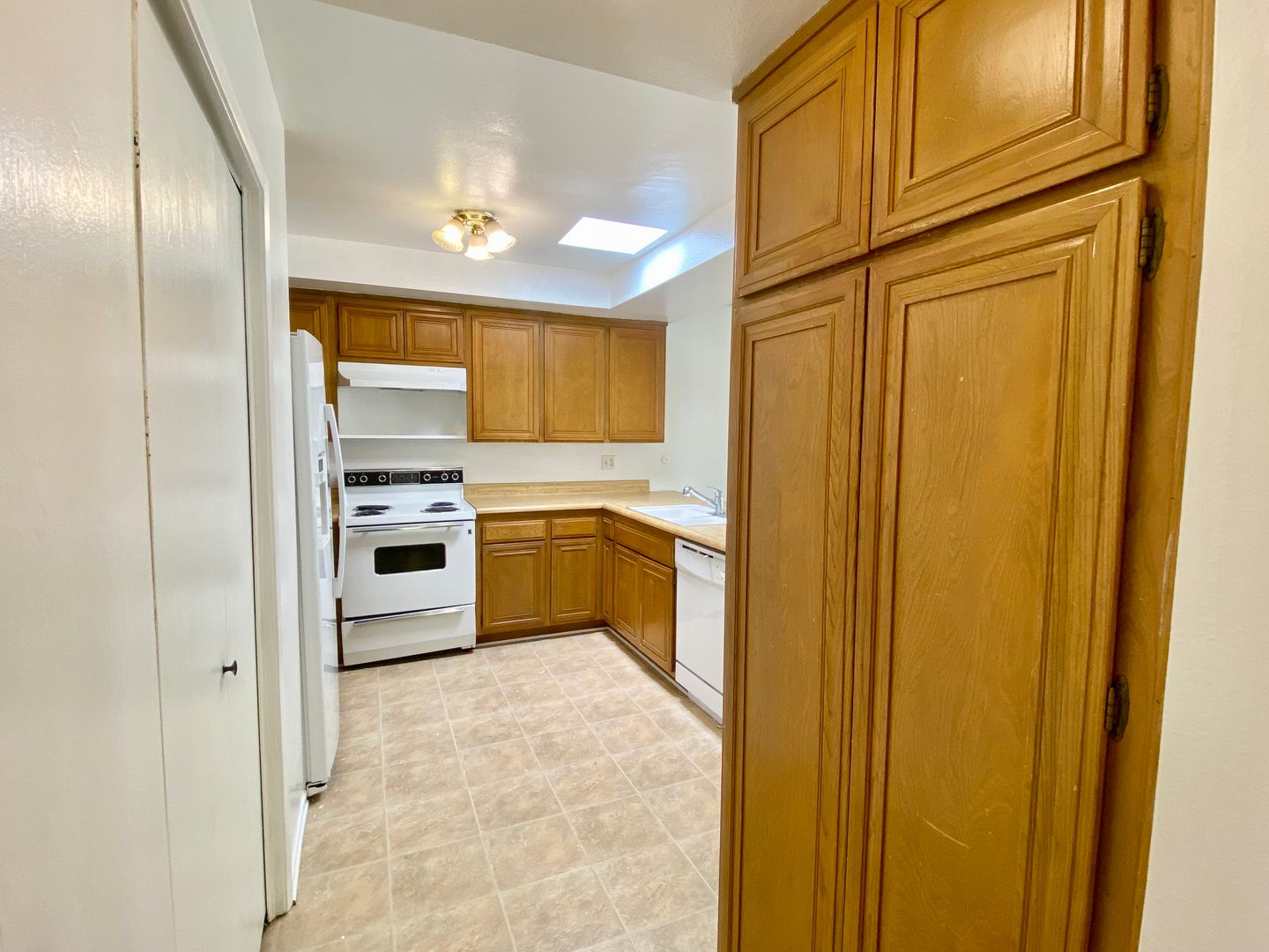 3654 Summershore Lane  - Westlake Village - California - 3 bed, 2 bath rental property