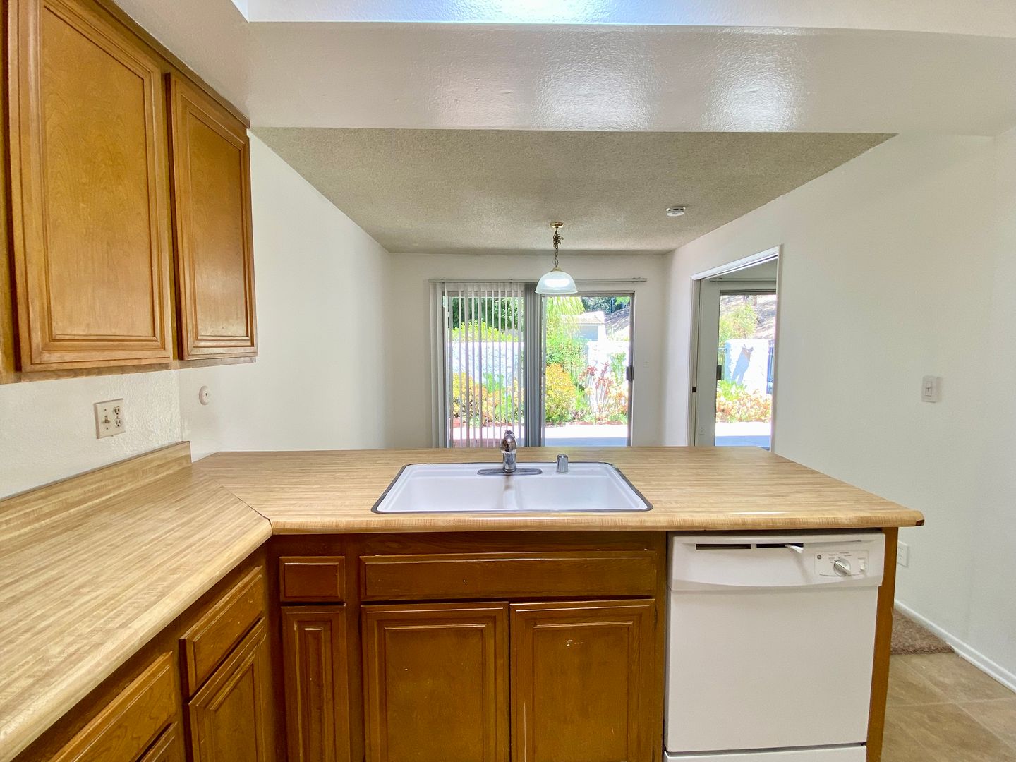 3654 Summershore Lane  - Westlake Village - California - 3 bed, 2 bath rental property