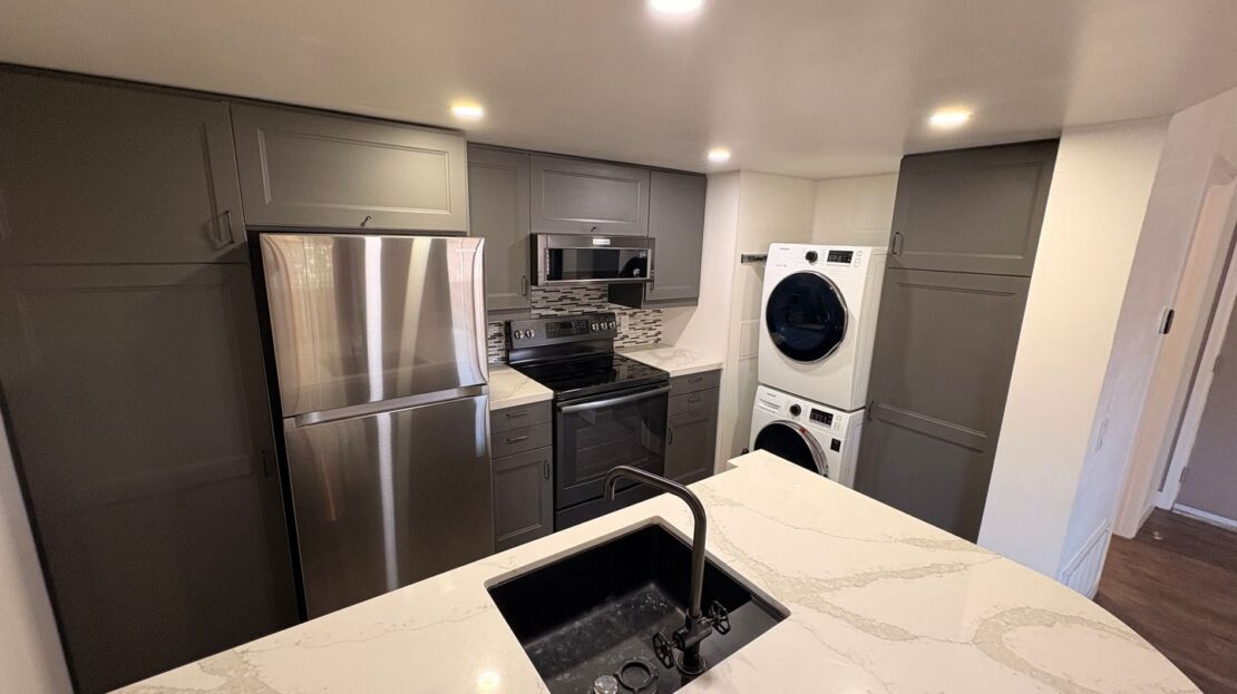 3719 Oak Creek Dr Unit D - Ontario - California - 2 bed, 2 bath rental property