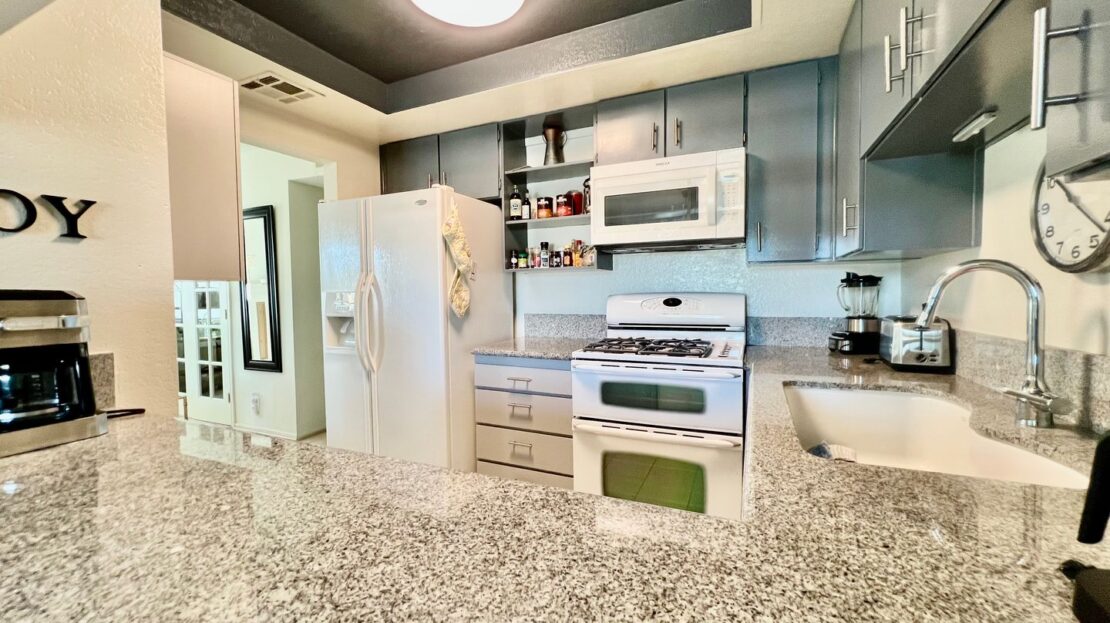 373 W Mariscal Rd - Palm Springs - California - 3 bed, 2 bath rental property