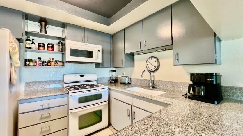 373 W Mariscal Rd - Palm Springs - California - 3 bed, 2 bath rental property