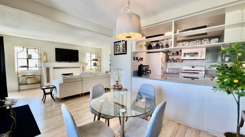 373 W Mariscal Rd - Palm Springs - California - 3 bed, 2 bath rental property