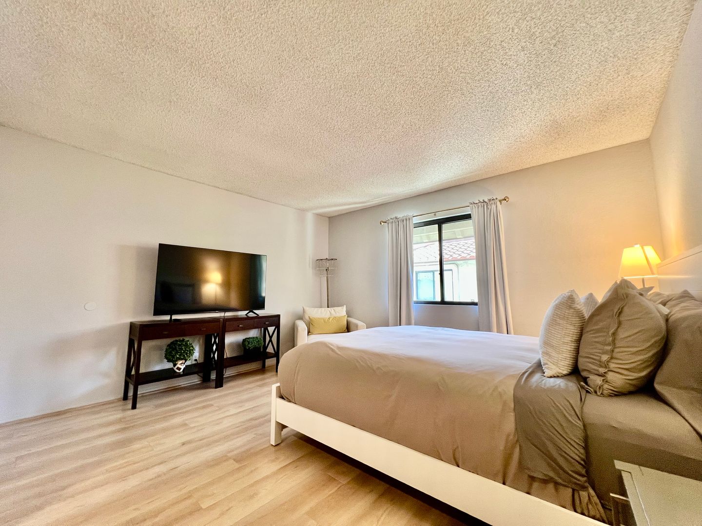 373 W Mariscal Rd - Palm Springs - California - 3 bed, 2 bath rental property