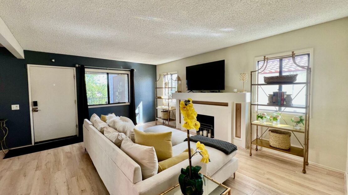 373 W Mariscal Rd - Palm Springs - California - 3 bed, 2 bath rental property