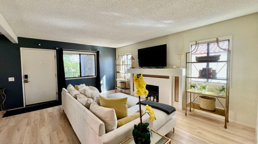 373 W Mariscal Rd - Palm Springs - California - 3 bed, 2 bath rental property