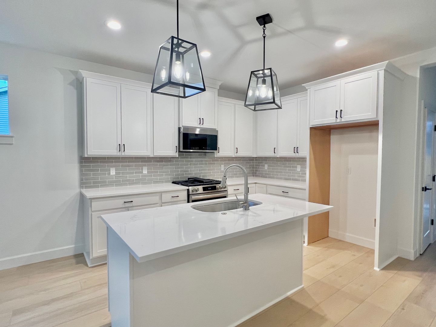 37374 America St  - Sandy - Oregon - 3 bed, 2.5 bath rental property