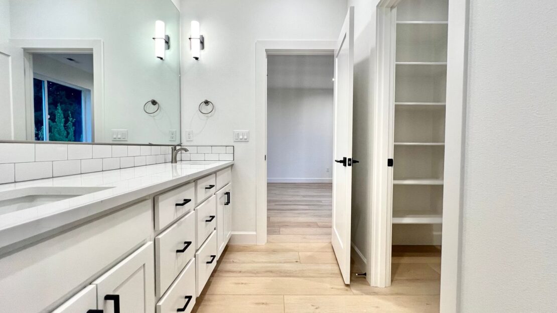 37374 America St  - Sandy - Oregon - 3 bed, 2.5 bath rental property