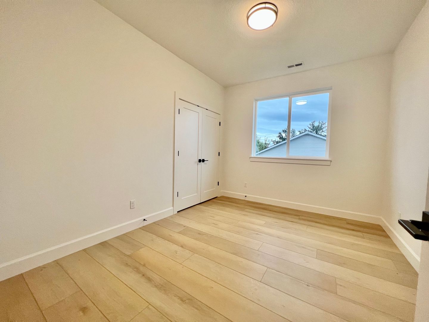 37374 America St  - Sandy - Oregon - 3 bed, 2.5 bath rental property