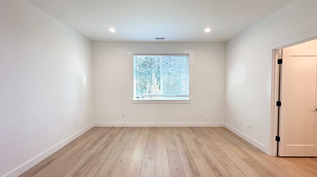 37384 America St  - Sandy - Oregon - 3 bed, 2.5 bath rental property