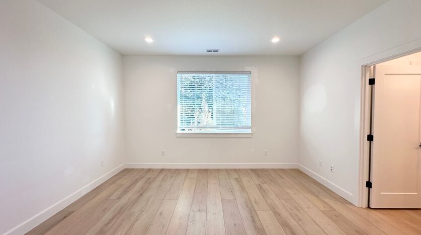 37384 America St  - Sandy - Oregon - 3 bed, 2.5 bath rental property