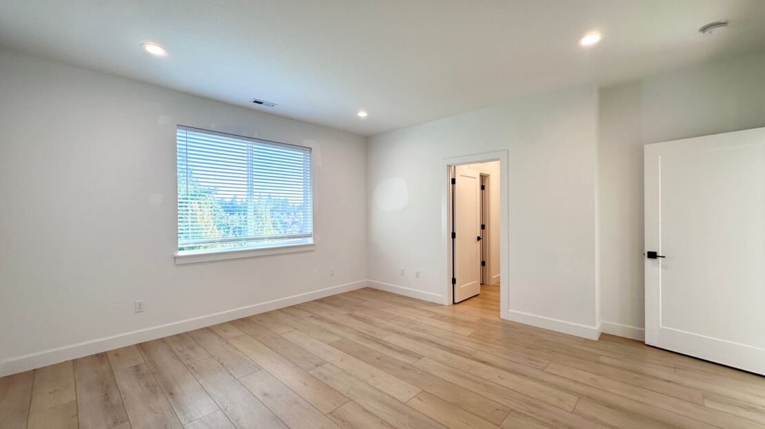 37384 America St  - Sandy - Oregon - 3 bed, 2.5 bath rental property