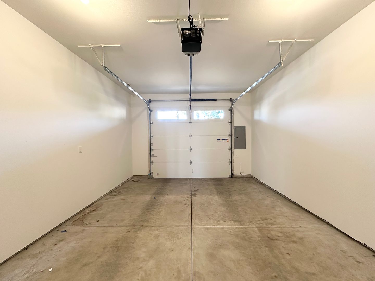 37384 America St  - Sandy - Oregon - 3 bed, 2.5 bath rental property