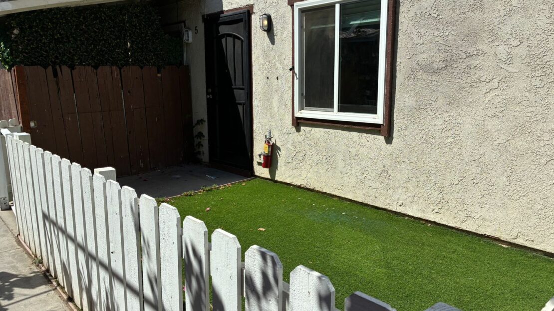 3761 Harvill Ln  Unit 5 - Riverside - California - 2 bed, 1 bath rental property