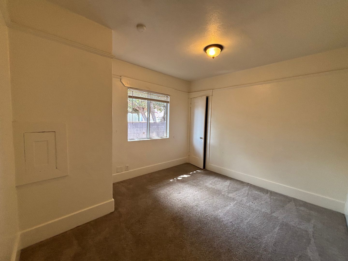 3838 Superior St - San Diego - California - 3 bed, 1 bath rental property