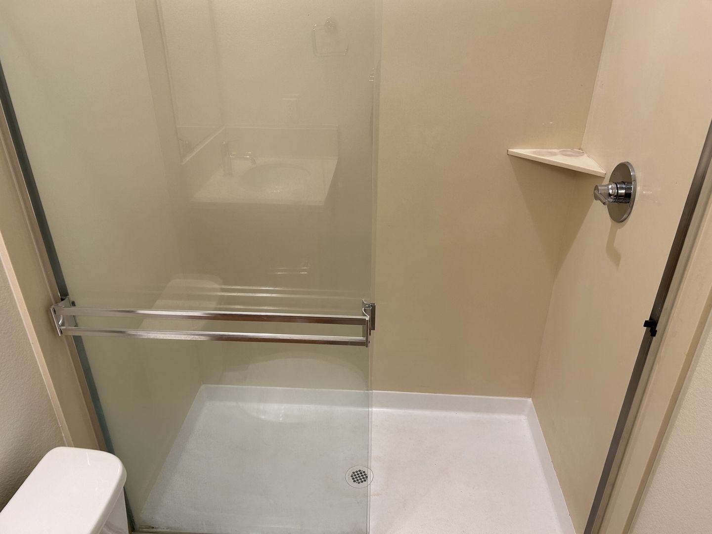 3904 Park Gardens Drive - Santa Rosa - California - 4 bed, 3 bath rental property