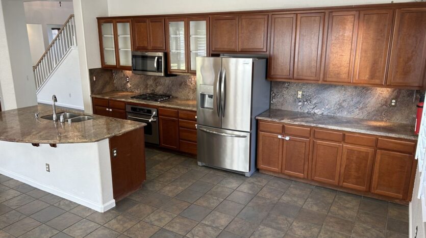 3906 Glacier Court - Vallejo - California - 4 bed, 3.5 bath rental property