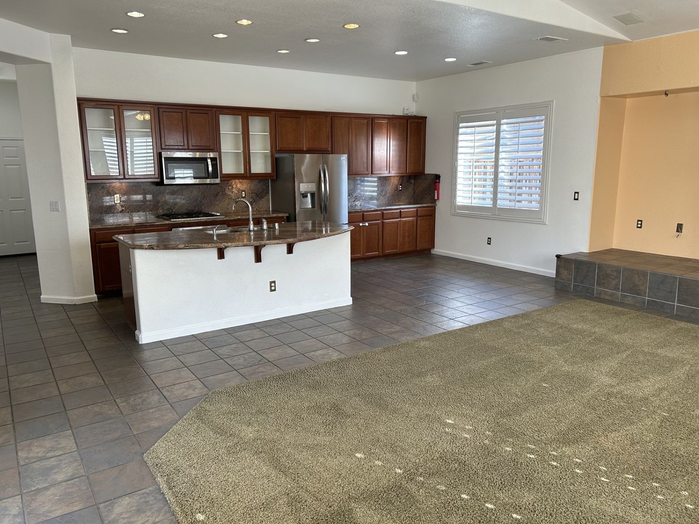 3906 Glacier Court - Vallejo - California - 4 bed, 3.5 bath rental property