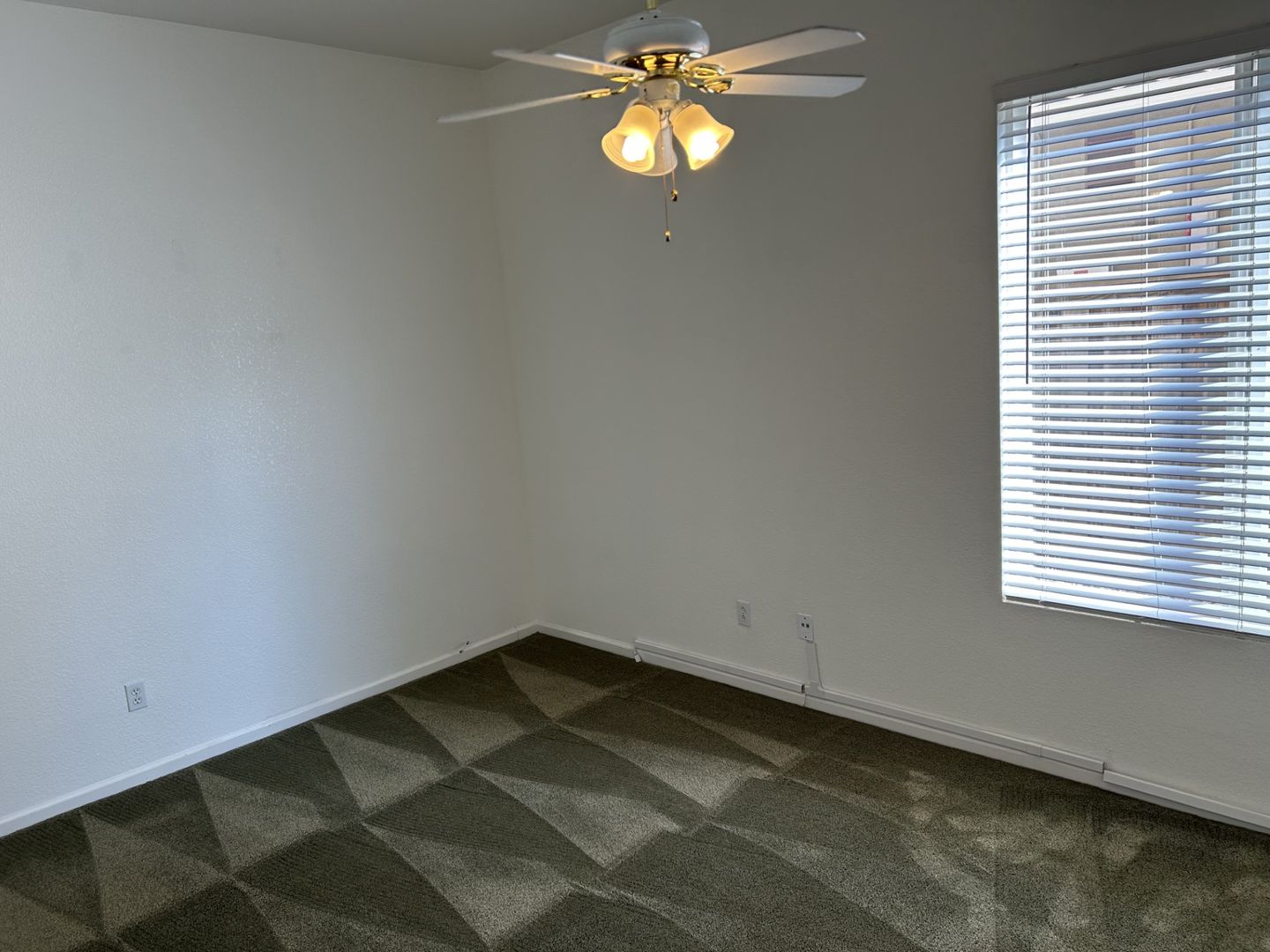 3906 Glacier Court - Vallejo - California - 4 bed, 3.5 bath rental property