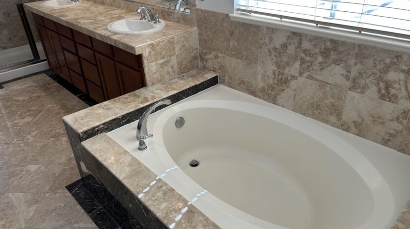 3906 Glacier Court - Vallejo - California - 4 bed, 3.5 bath rental property