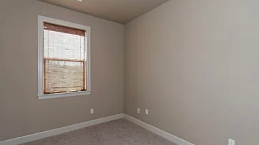 39381 Trillium St.  - Sandy - Oregon - 4 bed, 2.5 bath rental property