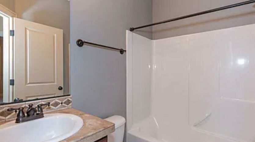 39381 Trillium St.  - Sandy - Oregon - 4 bed, 2.5 bath rental property