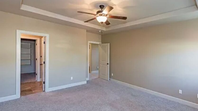 39381 Trillium St.  - Sandy - Oregon - 4 bed, 2.5 bath rental property