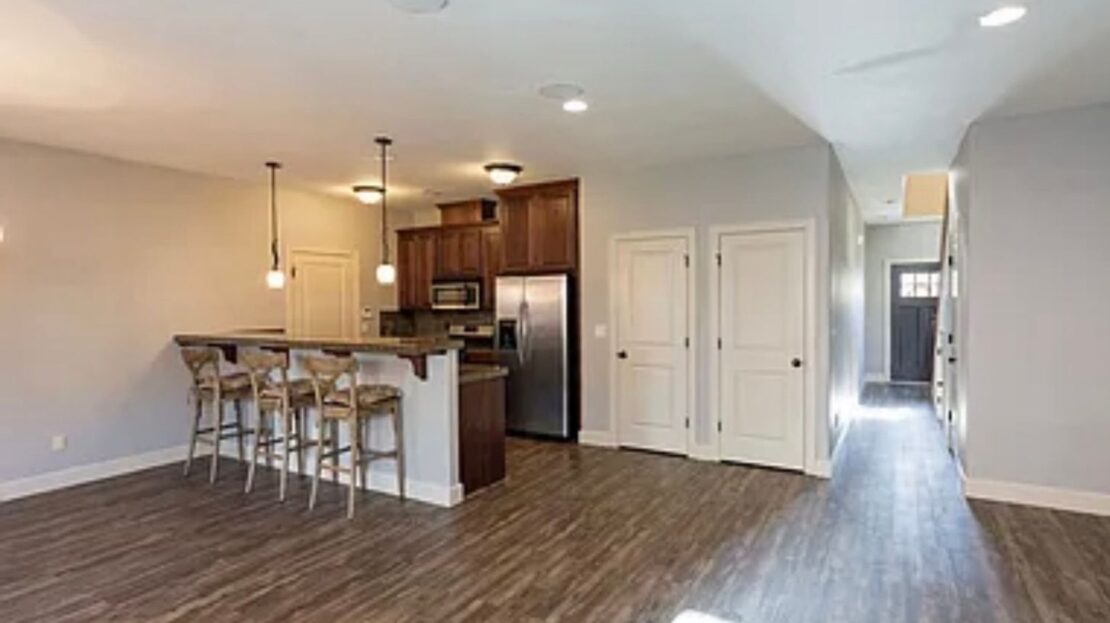 39381 Trillium St.  - Sandy - Oregon - 4 bed, 2.5 bath rental property