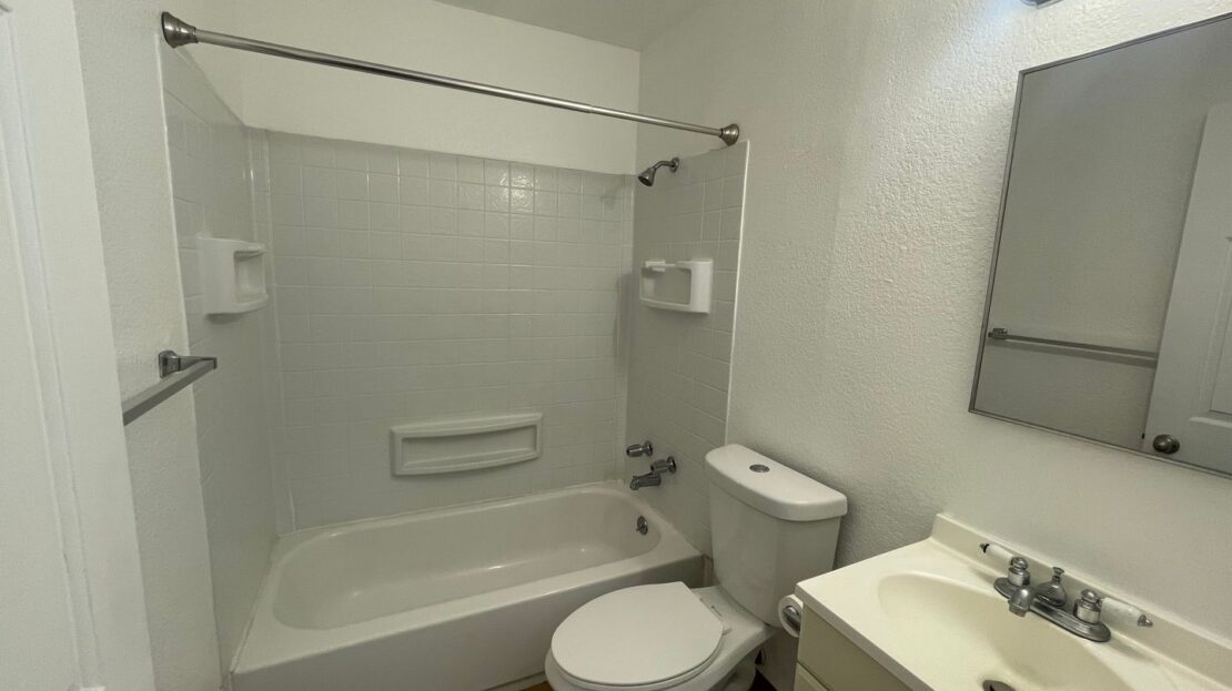 400-414 Highland Ave - Reno - Nevada - 2 bed, 1 bath rental property