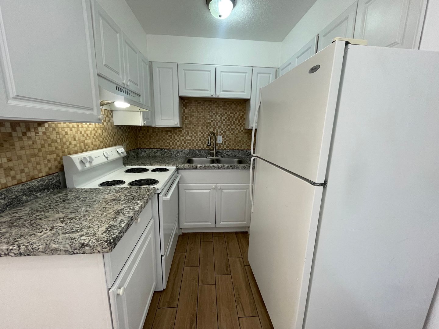 400-414 Highland Ave - Reno - Nevada - 2 bed, 1 bath rental property