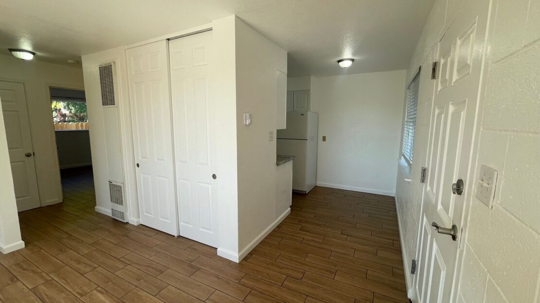 400-414 Highland Ave - Reno - Nevada - 2 bed, 1 bath rental property