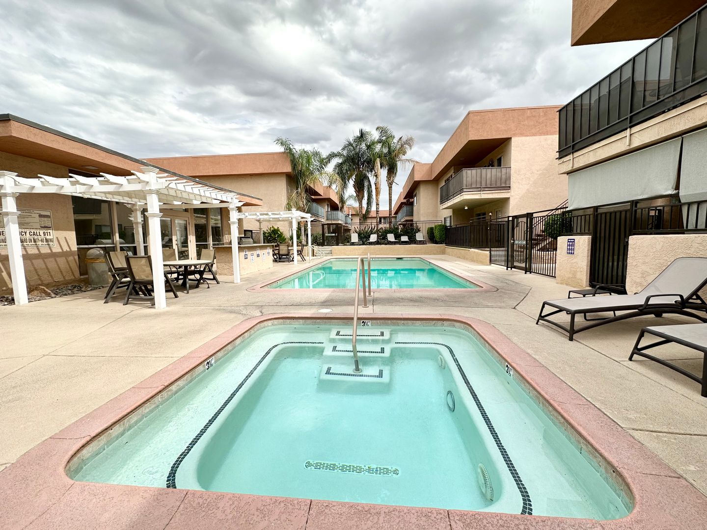 400 N Sunrise Apt 270 - Palm Springs - California - 2 bed, 2 bath rental property