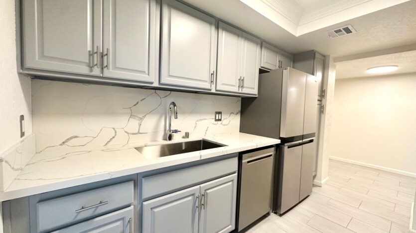 400 N Sunrise Apt 270 - Palm Springs - California - 2 bed, 2 bath rental property