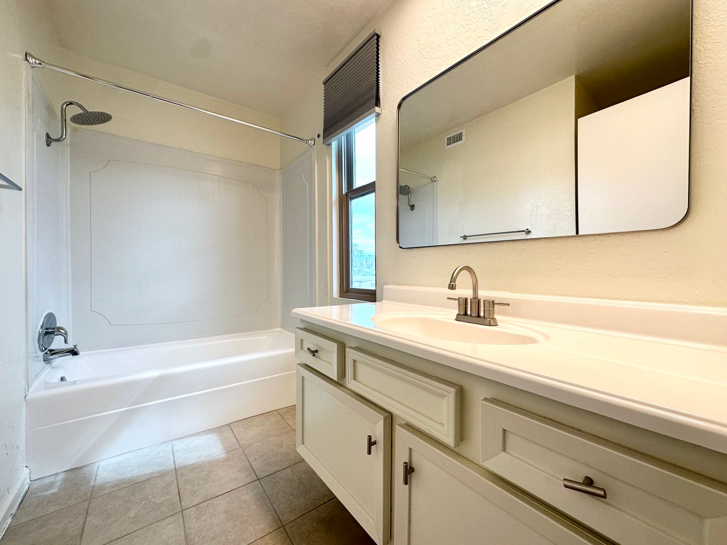 400 N Sunrise Apt 270 - Palm Springs - California - 2 bed, 2 bath rental property