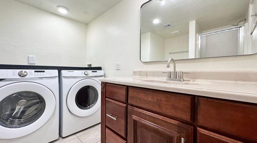 400 N Sunrise Apt 270 - Palm Springs - California - 2 bed, 2 bath rental property