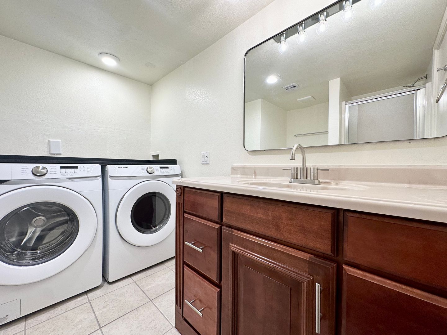 400 N Sunrise Apt 270 - Palm Springs - California - 2 bed, 2 bath rental property