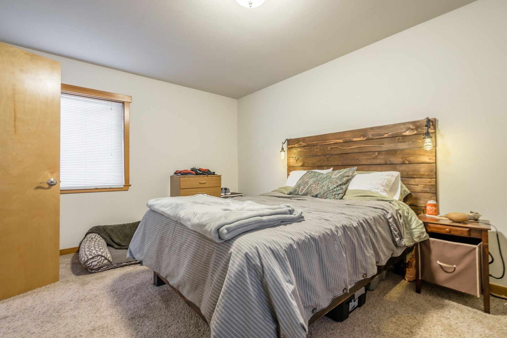 4001-4057 Belltown Court - Bellingham - Washington - 3 bed, 2.5 bath rental property